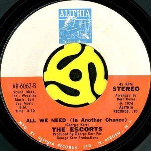 画像2: THE ESCORTS / DISRESPECT CAN WRECK b/w ALL WE NEED (IS ANOTHER CHANCE) (45's) (2)