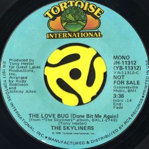 画像1: THE SKYLINERS / THE LOVE BUG (DONE BIT ME AGAIN) (45's) (PROMO) (1)