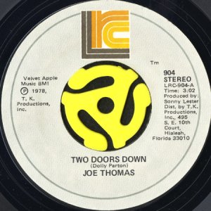 画像1: JOE THOMAS / TWO DOORS DOWN b/w HERE I COME (45's) (1)